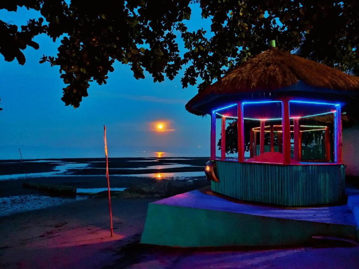 Smallfry'S Beach Resort Calatrava  Luaran gambar