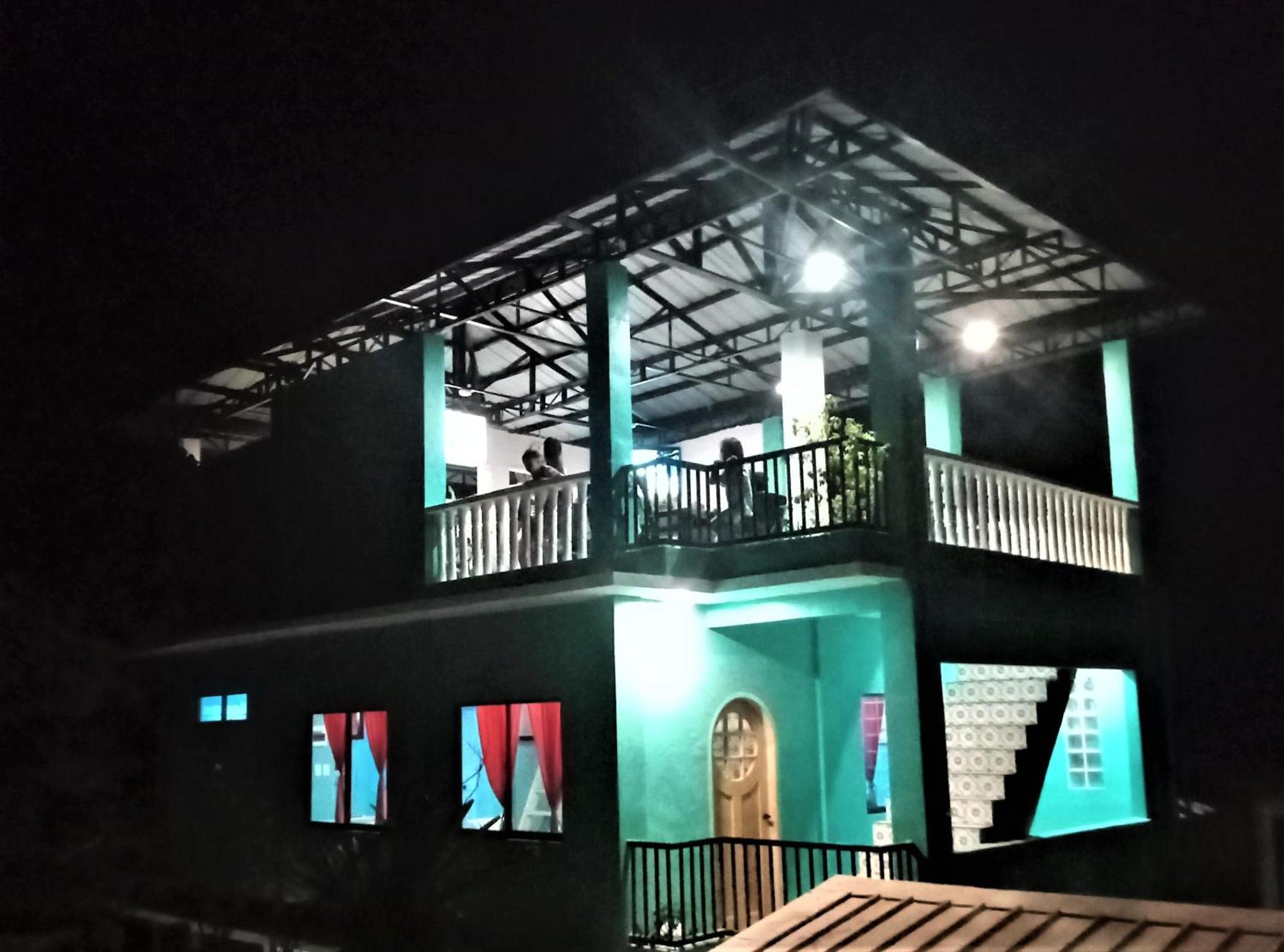 Smallfry'S Beach Resort Calatrava  Luaran gambar
